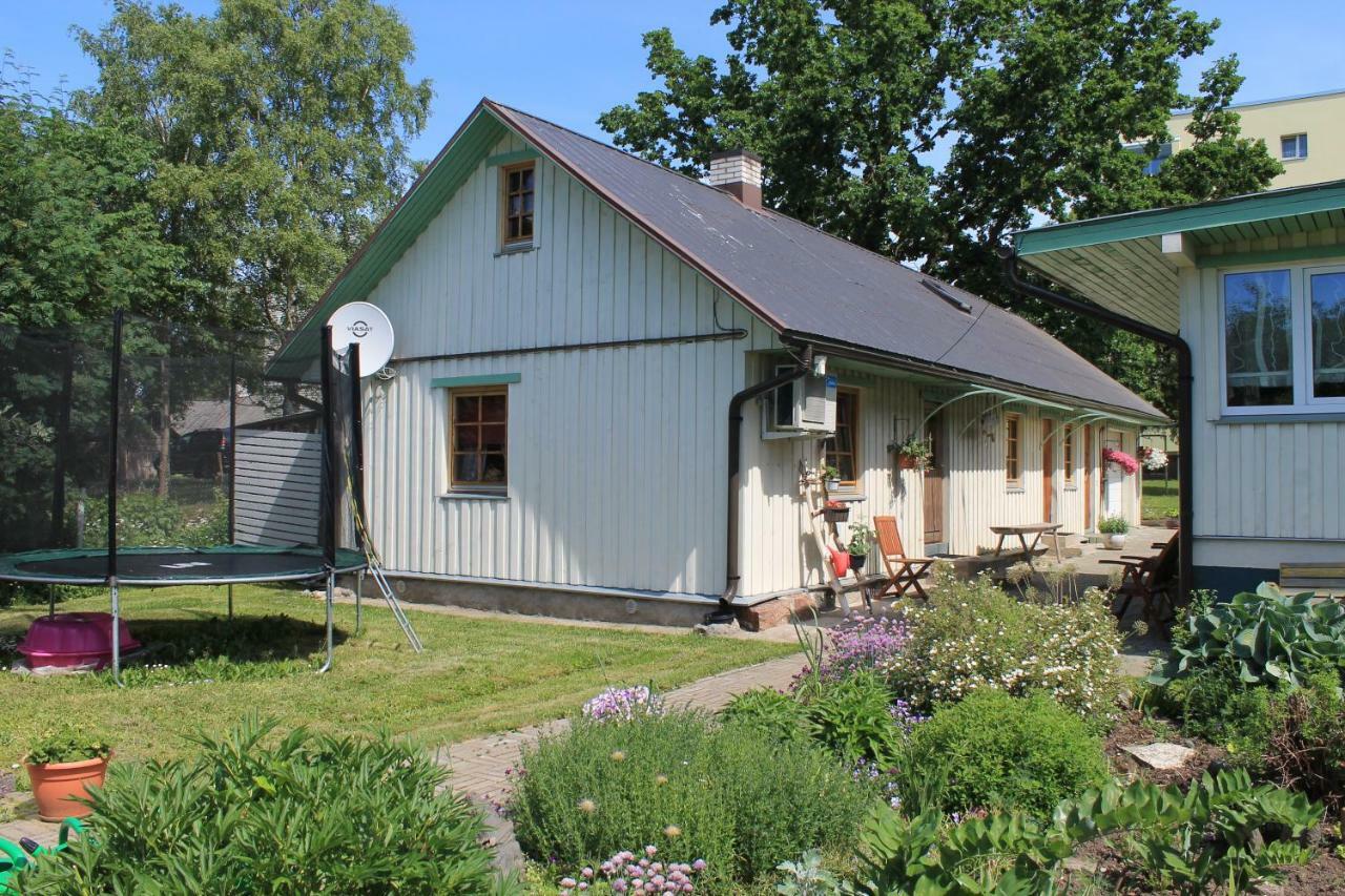 Posti Holiday Home Rakvere Kültér fotó